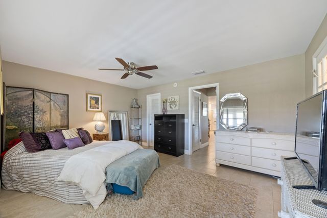 150 South Boulevard B, Boynton Beach, FL 33435