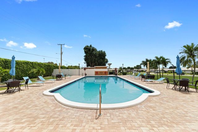 150 South Boulevard B, Boynton Beach, FL 33435
