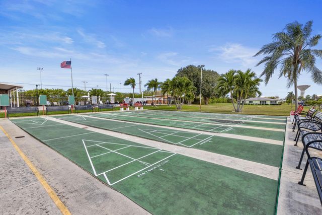 150 South Boulevard B, Boynton Beach, FL 33435