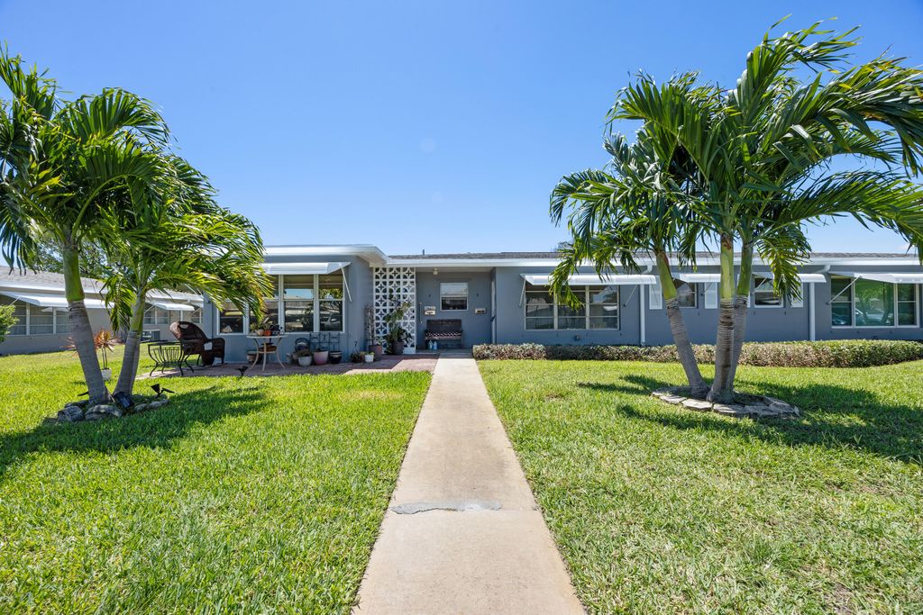 150 South Boulevard B, Boynton Beach, FL 33435