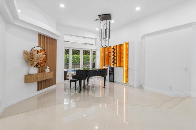 6236 NW 82nd Avenue, Parkland, FL 33067