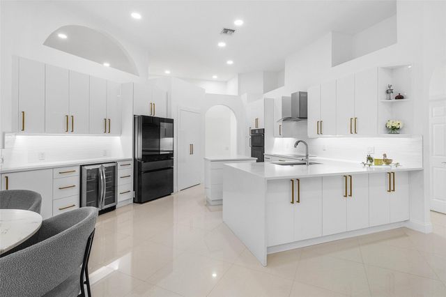 6236 NW 82nd Avenue, Parkland, FL 33067