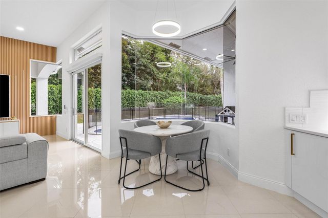 6236 NW 82nd Avenue, Parkland, FL 33067