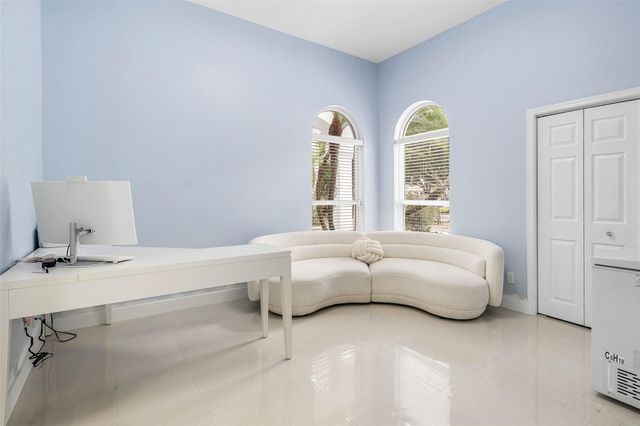 6236 NW 82nd Avenue, Parkland, FL 33067