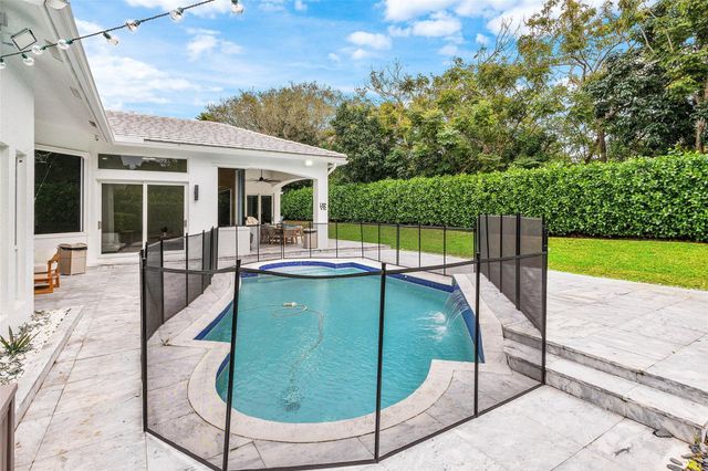 6236 NW 82nd Avenue, Parkland, FL 33067