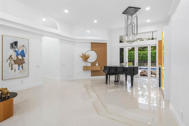 6236 NW 82nd Avenue, Parkland, FL 33067