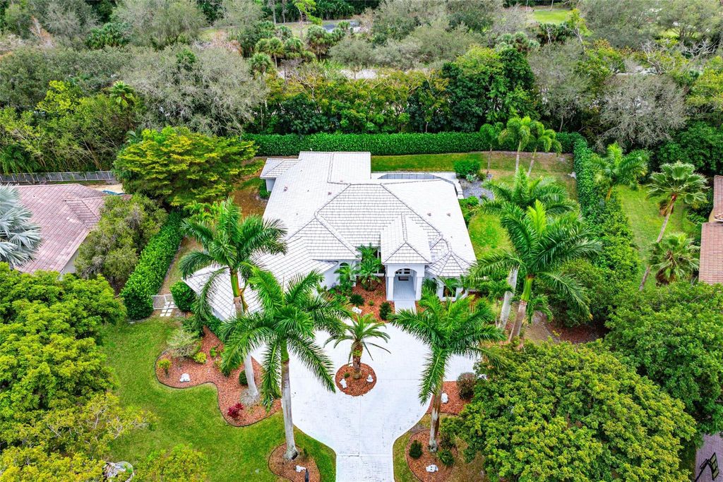 6236 NW 82nd Avenue, Parkland, FL 33067