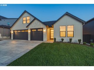 3709 N 12TH Cir, Ridgefield, WA 98642