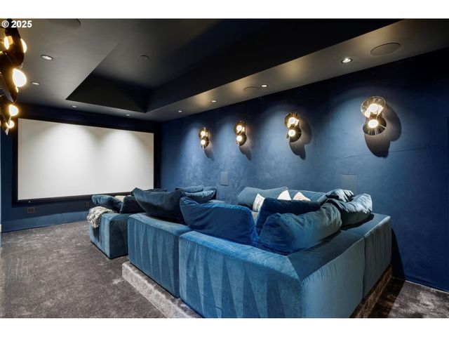 1948 Sw TERRACE Dr, Portland, OR 97201