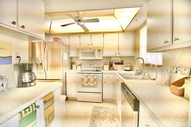 18081 SE Country Club Drive 289, Jupiter, FL 33469