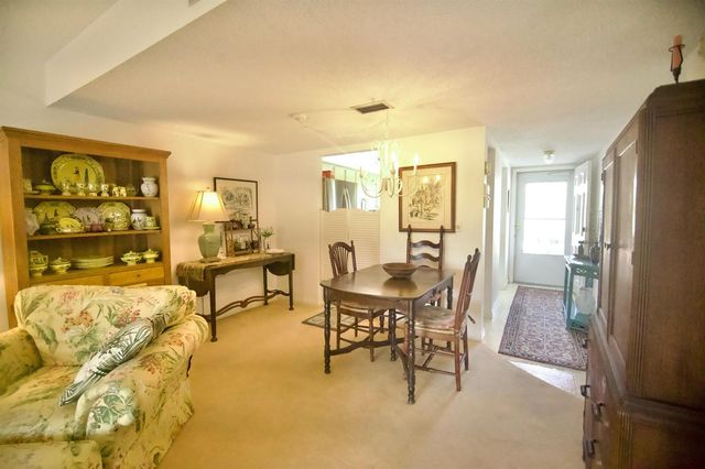 18081 SE Country Club Drive 289, Jupiter, FL 33469