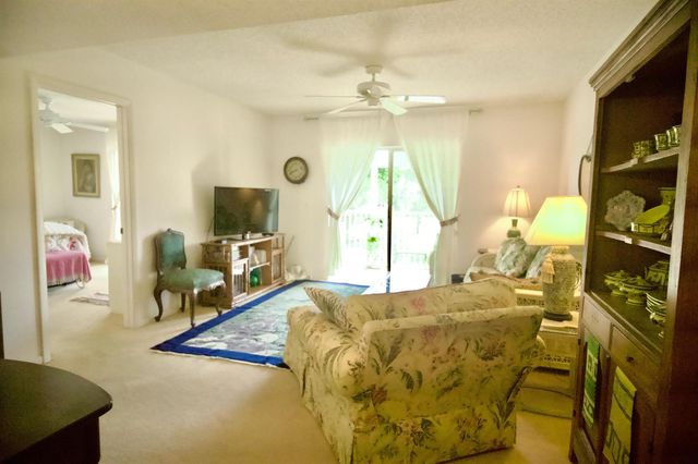 18081 SE Country Club Drive 289, Jupiter, FL 33469