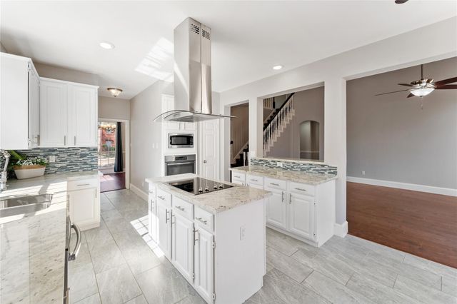 1514 Briarbend Drive, Sugar Land, TX 77479