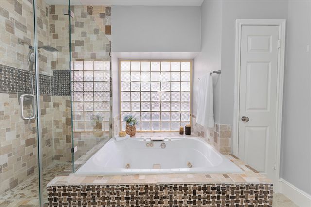 1514 Briarbend Drive, Sugar Land, TX 77479