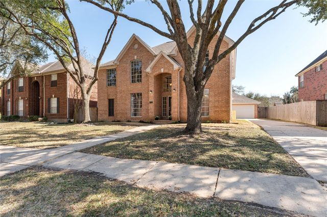 1514 Briarbend Drive, Sugar Land, TX 77479