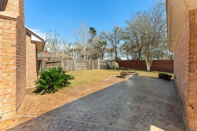 1514 Briarbend Drive, Sugar Land, TX 77479