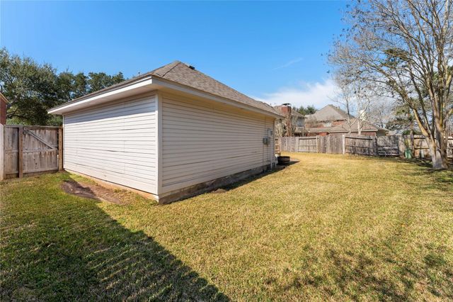 1514 Briarbend Drive, Sugar Land, TX 77479