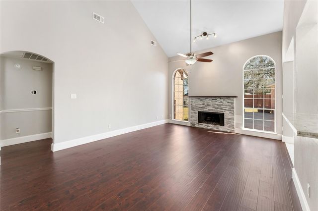 1514 Briarbend Drive, Sugar Land, TX 77479