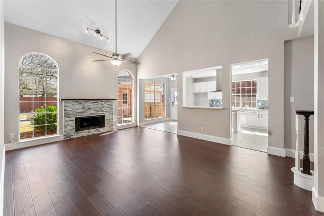 1514 Briarbend Drive, Sugar Land, TX 77479