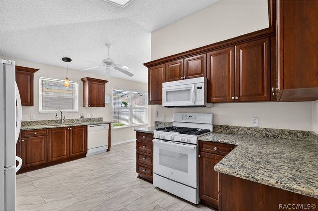 17755 SE 84th Sheldon Terrace, The Villages, FL 32162