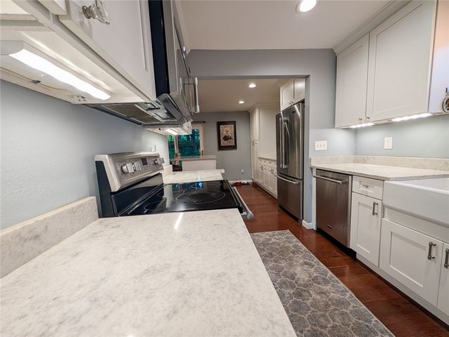 515 Kingsberry Ct, Ross Twp, PA 15237