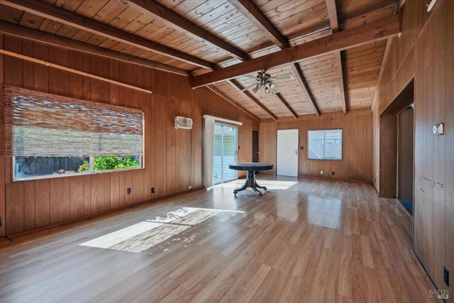 819-821 Center St, Healdsburg, CA 95448