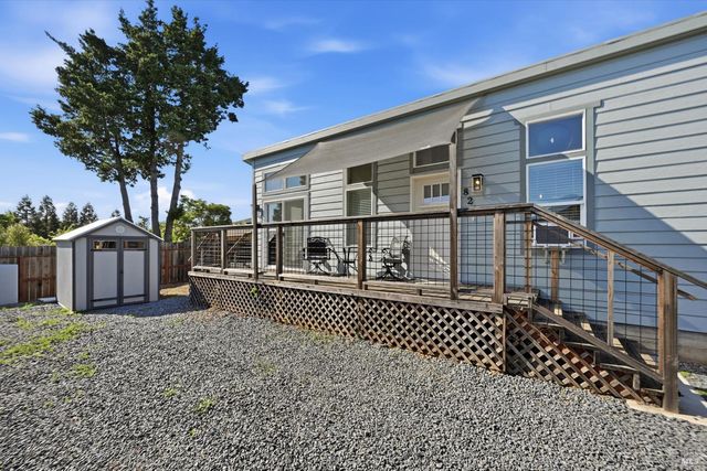 819-821 Center St, Healdsburg, CA 95448