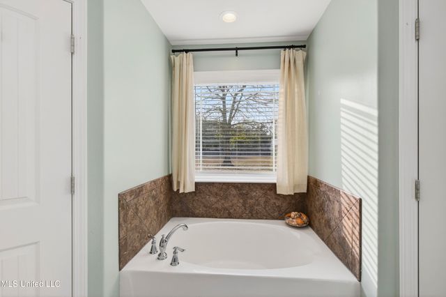 14171 Jim Byrd Road, Biloxi, MS 39532