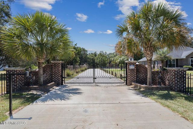 14171 Jim Byrd Road, Biloxi, MS 39532