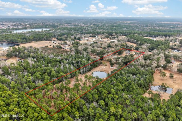 14171 Jim Byrd Road, Biloxi, MS 39532