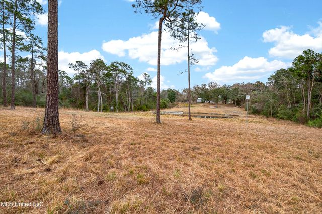 14171 Jim Byrd Road, Biloxi, MS 39532