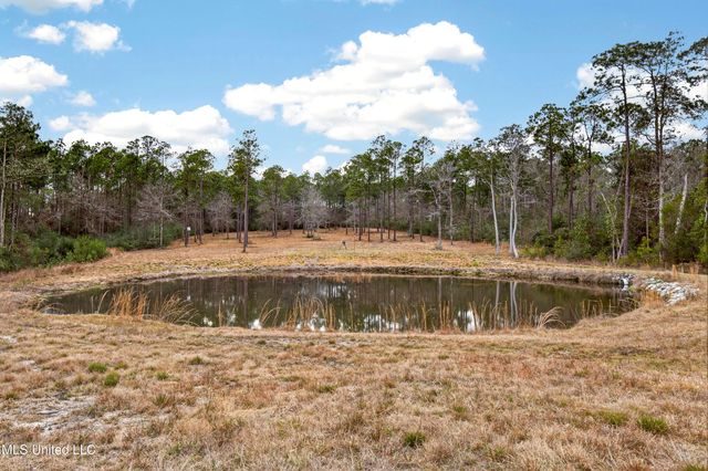 14171 Jim Byrd Road, Biloxi, MS 39532