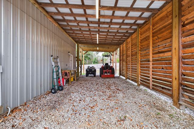 14171 Jim Byrd Road, Biloxi, MS 39532