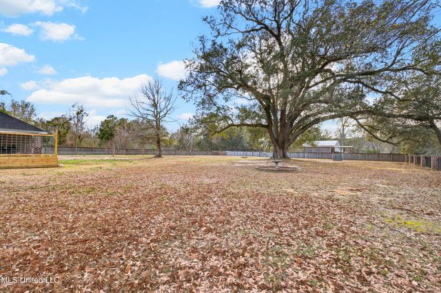 14171 Jim Byrd Road, Biloxi, MS 39532