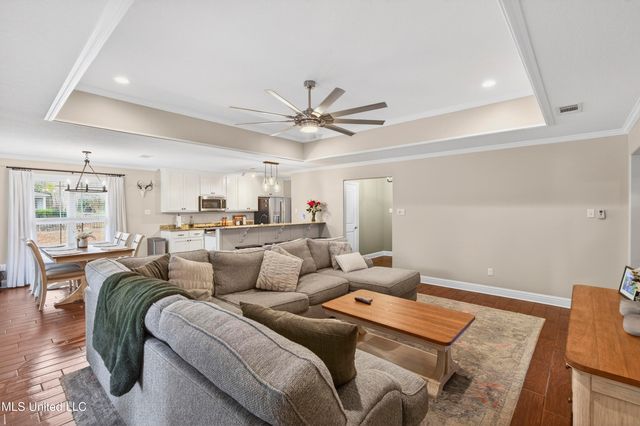 14171 Jim Byrd Road, Biloxi, MS 39532