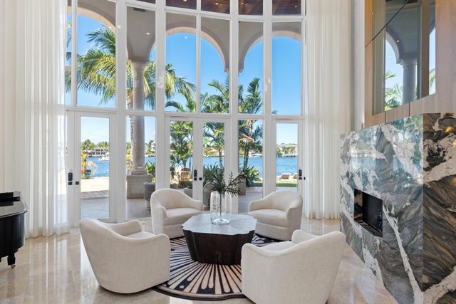 2593 SE 8th Street, Pompano Beach, FL 33062