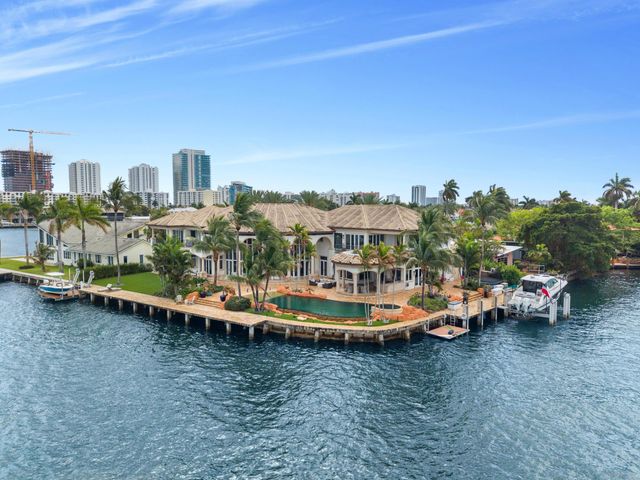 2593 SE 8th Street, Pompano Beach, FL 33062