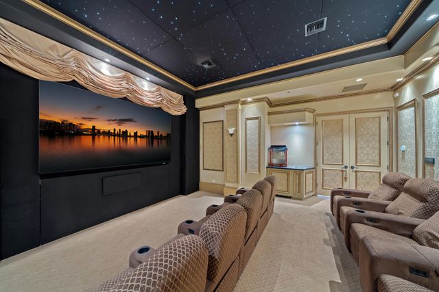 2593 SE 8th Street, Pompano Beach, FL 33062