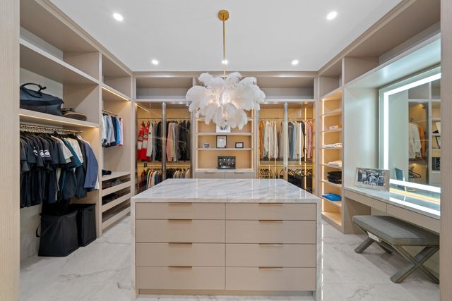 2593 SE 8th Street, Pompano Beach, FL 33062