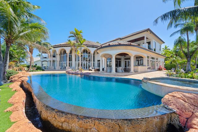 2593 SE 8th Street, Pompano Beach, FL 33062