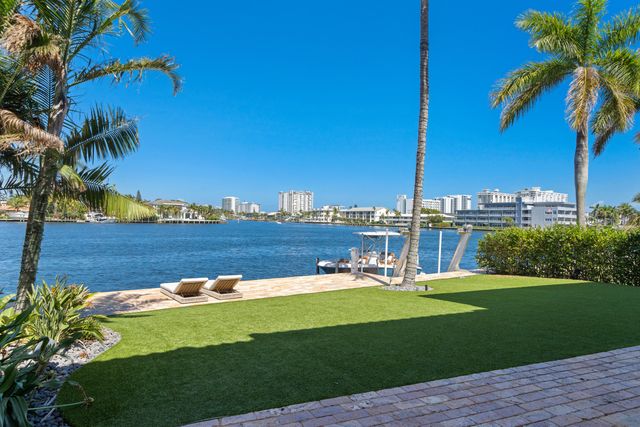 2593 SE 8th Street, Pompano Beach, FL 33062