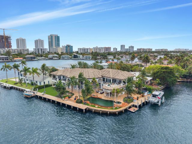 2593 SE 8th Street, Pompano Beach, FL 33062