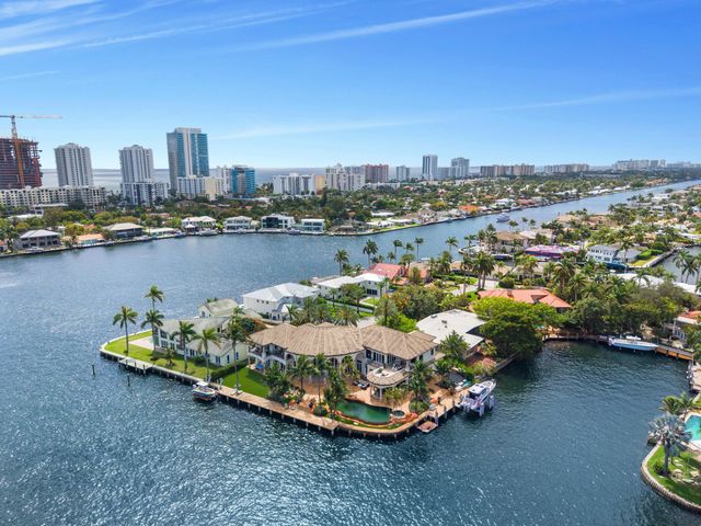 2593 SE 8th Street, Pompano Beach, FL 33062