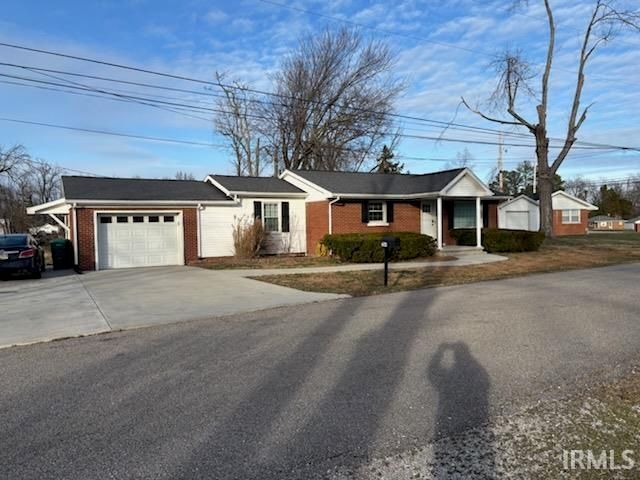 7044 Abell Lane, Newburgh, IN 47630