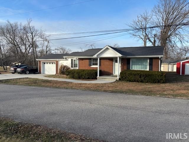 7044 Abell Lane, Newburgh, IN 47630