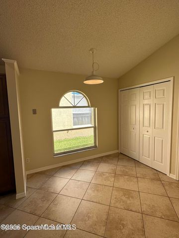 2923 Pebble Creek Street, Melbourne, FL 32935