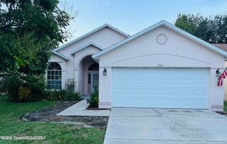 2923 Pebble Creek Street, Melbourne, FL 32935