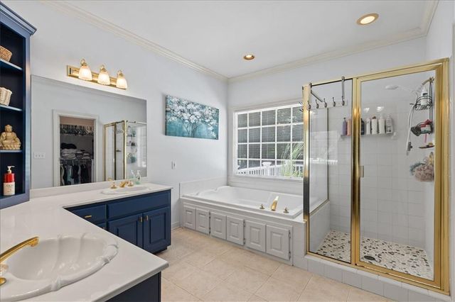 40 Costleys Bridge Drive, Oxford, GA 30054