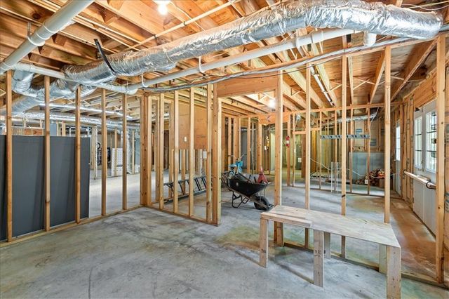 40 Costleys Bridge Drive, Oxford, GA 30054