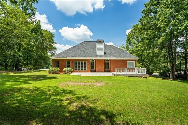 40 Costleys Bridge Drive, Oxford, GA 30054